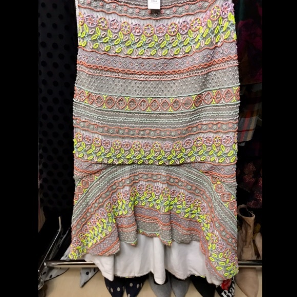 ALICE + OLIVIA elegant dress - Picture 3 of 13